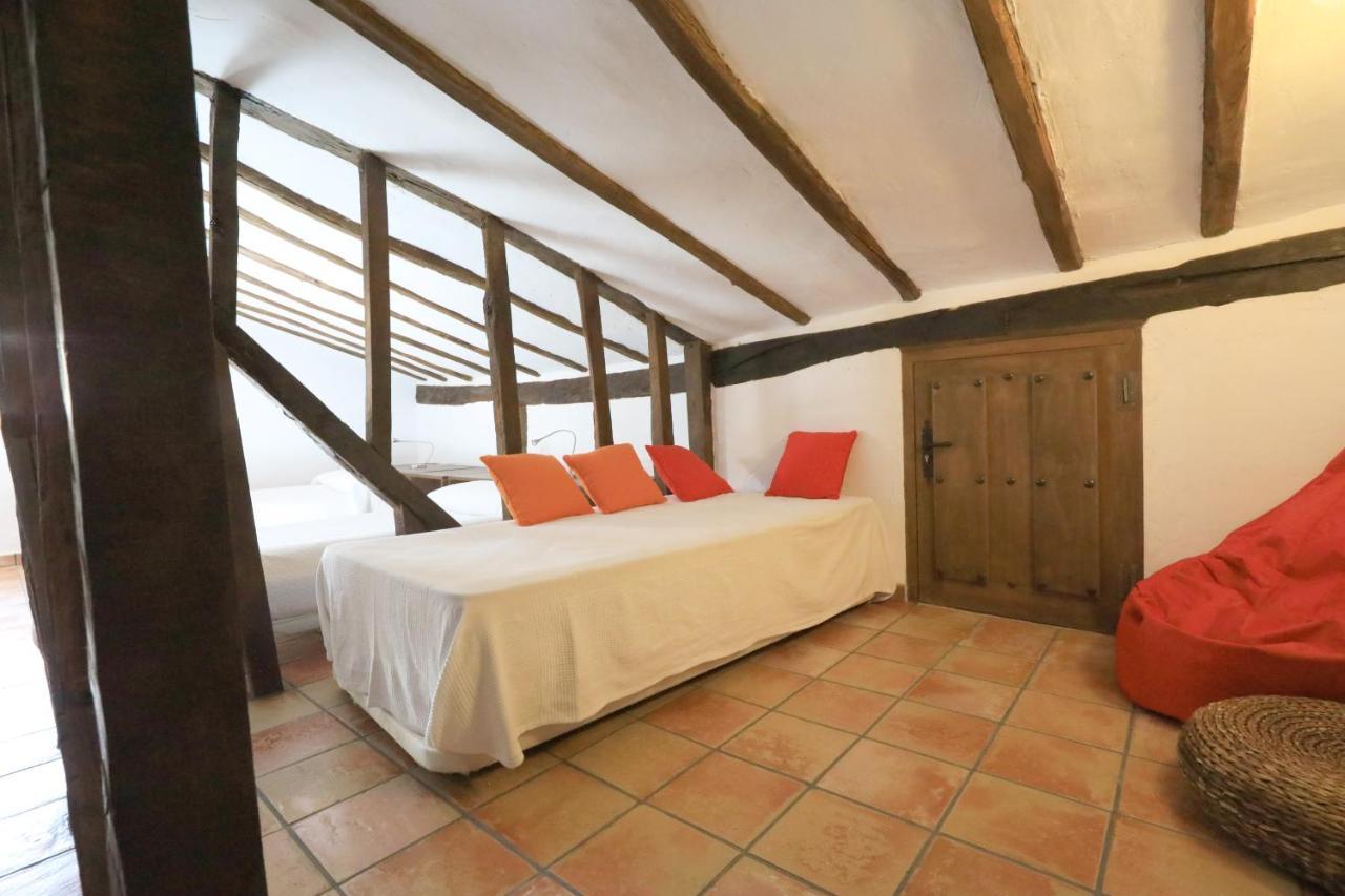 Apartamentos Rurales Spa Casa De Los Escudos Valverde de la Vera Esterno foto