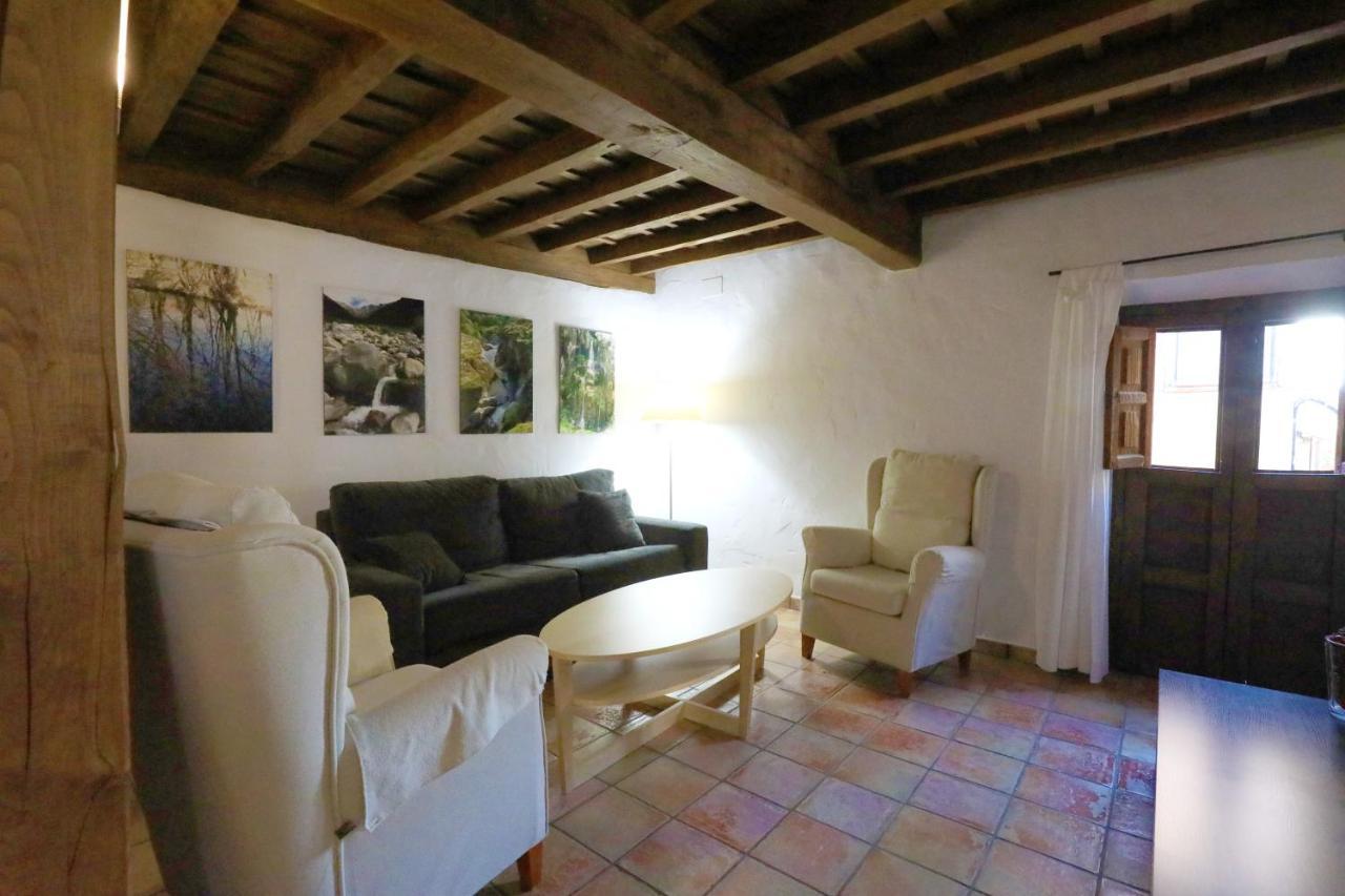Apartamentos Rurales Spa Casa De Los Escudos Valverde de la Vera Esterno foto