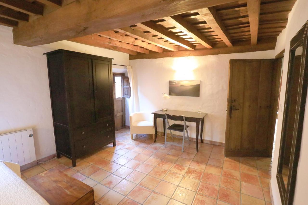 Apartamentos Rurales Spa Casa De Los Escudos Valverde de la Vera Esterno foto