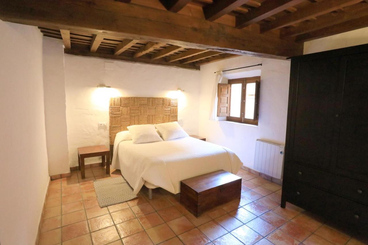 Apartamentos Rurales Spa Casa De Los Escudos Valverde de la Vera Esterno foto