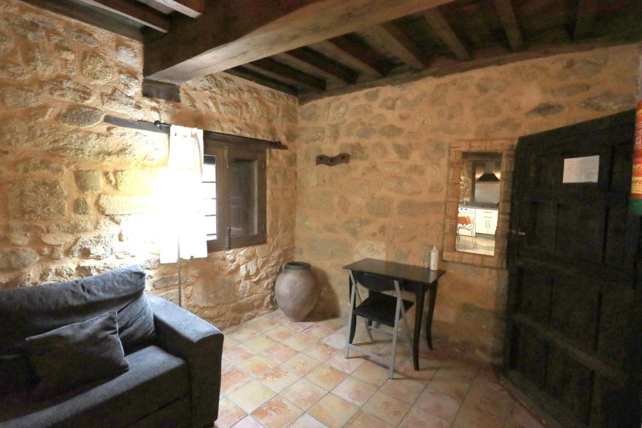 Apartamentos Rurales Spa Casa De Los Escudos Valverde de la Vera Esterno foto