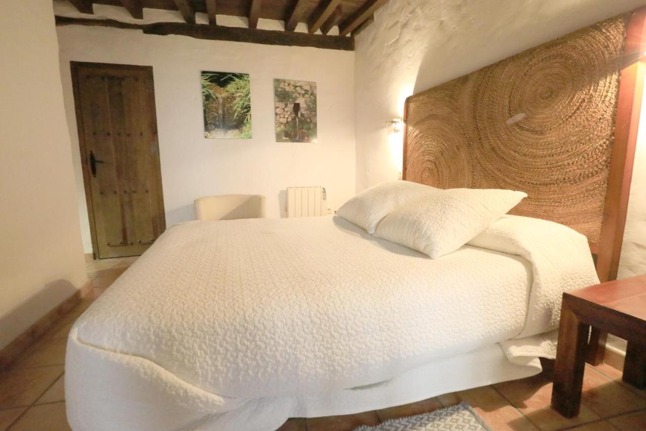 Apartamentos Rurales Spa Casa De Los Escudos Valverde de la Vera Esterno foto