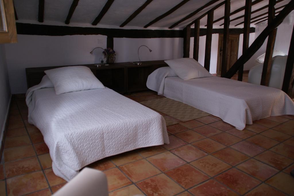Apartamentos Rurales Spa Casa De Los Escudos Valverde de la Vera Esterno foto