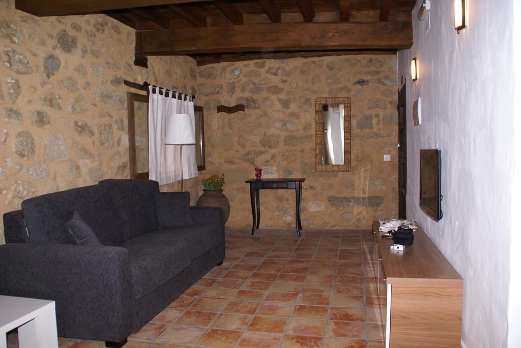 Apartamentos Rurales Spa Casa De Los Escudos Valverde de la Vera Esterno foto