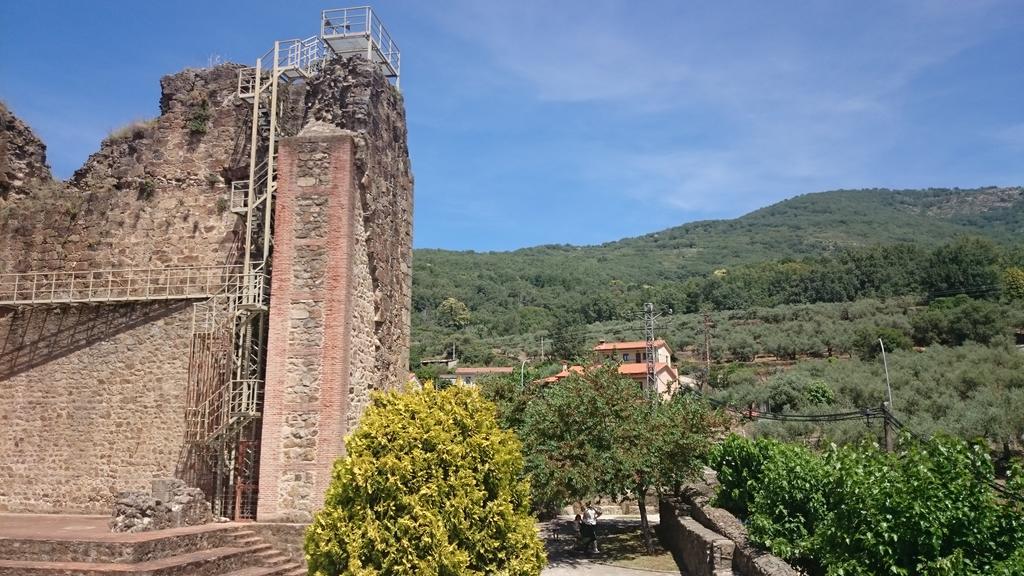 Apartamentos Rurales Spa Casa De Los Escudos Valverde de la Vera Esterno foto