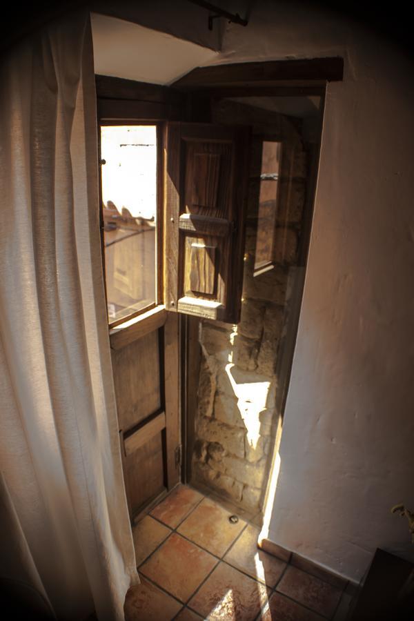 Apartamentos Rurales Spa Casa De Los Escudos Valverde de la Vera Esterno foto